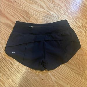 Lululemon Speed Up Low Rise Lined Black Shorts With Pocket Sz 2